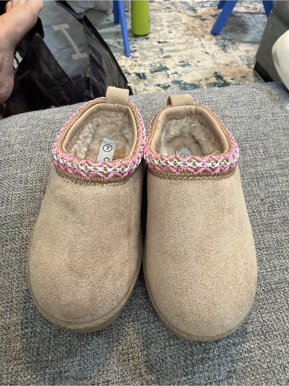 Olivia & Kate Tan Mule platform Slip-On fur lined with Pink Braided Trim size 7